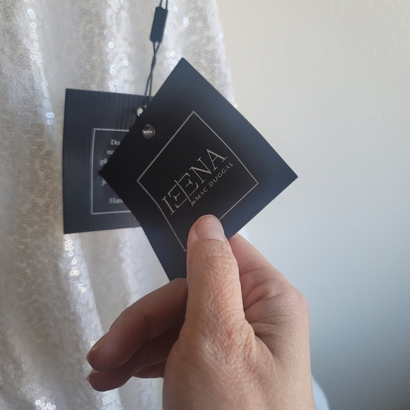 Mac Duggal, Sequined Cut Out Shoulder Skater Dress, Whit Sequins, Size‎ 6, NWT - Picture 14 of 15